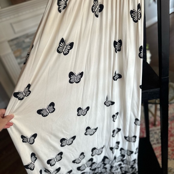 Alice and Olivia silk butterfly maxi dress. Excellent condition. - Picture 5 of 6